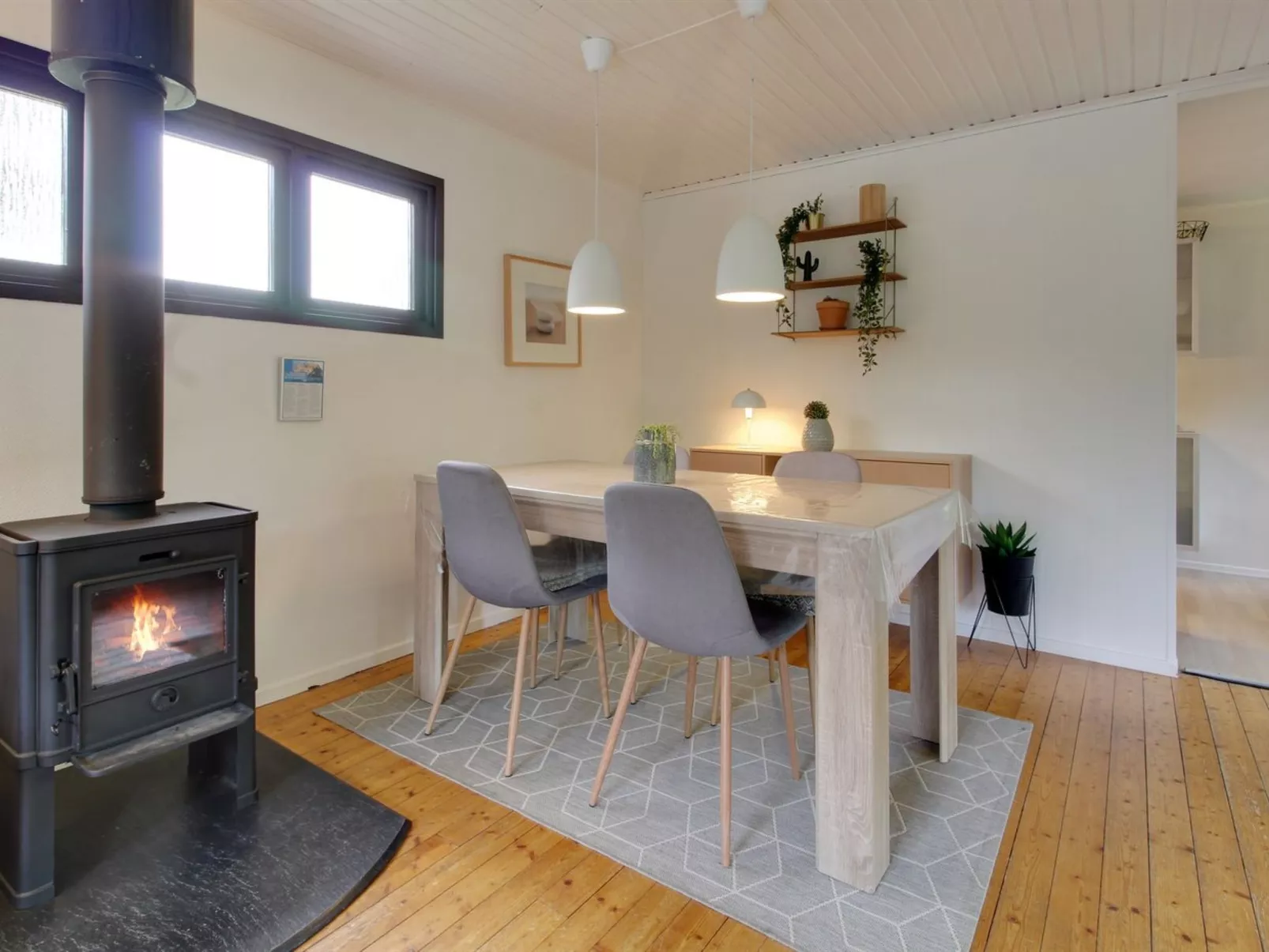 "Hannu" - 900m from the sea-Drinnen