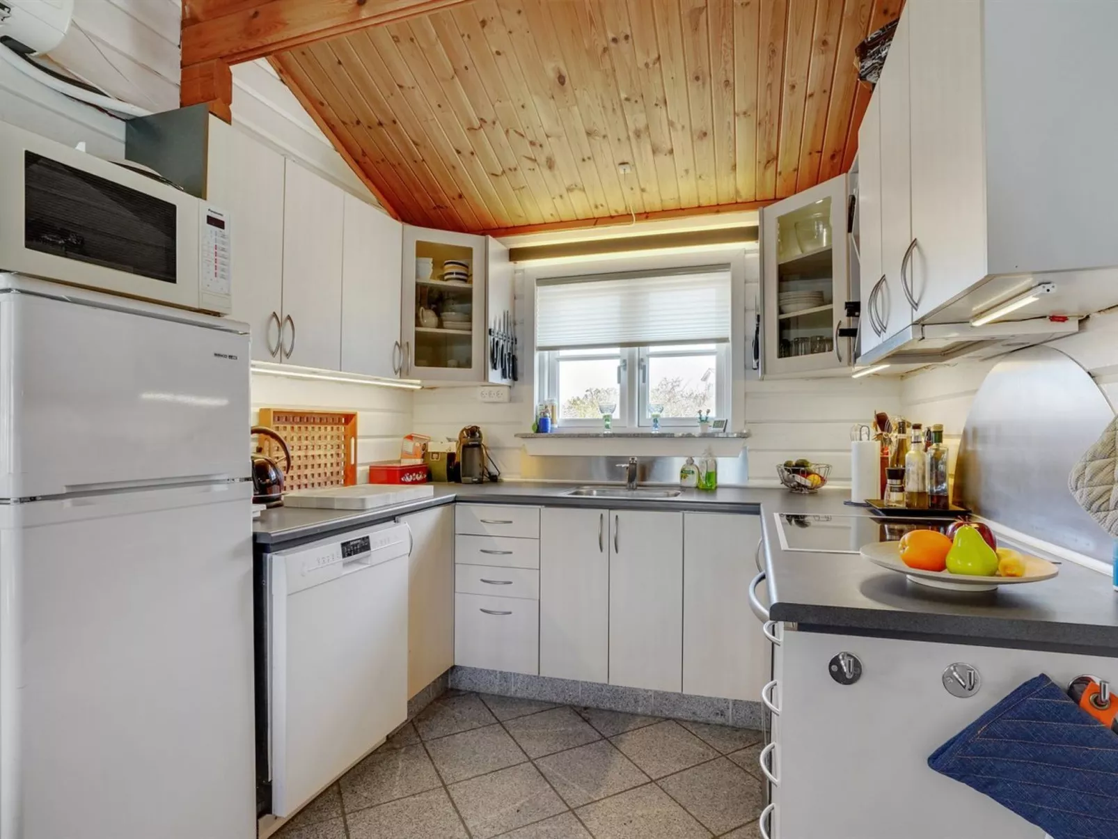 "Algea" - 300m from the sea-Drinnen