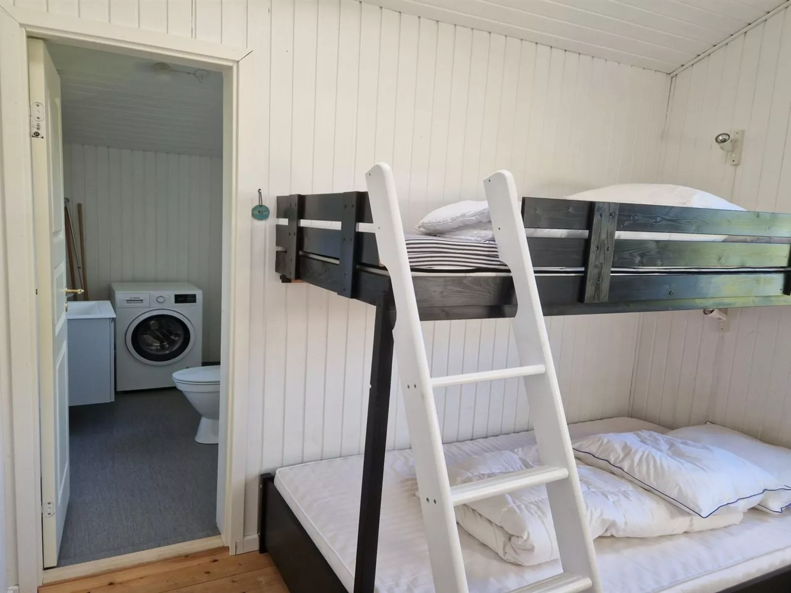 "Ansberga" - 1km from the sea-Inside