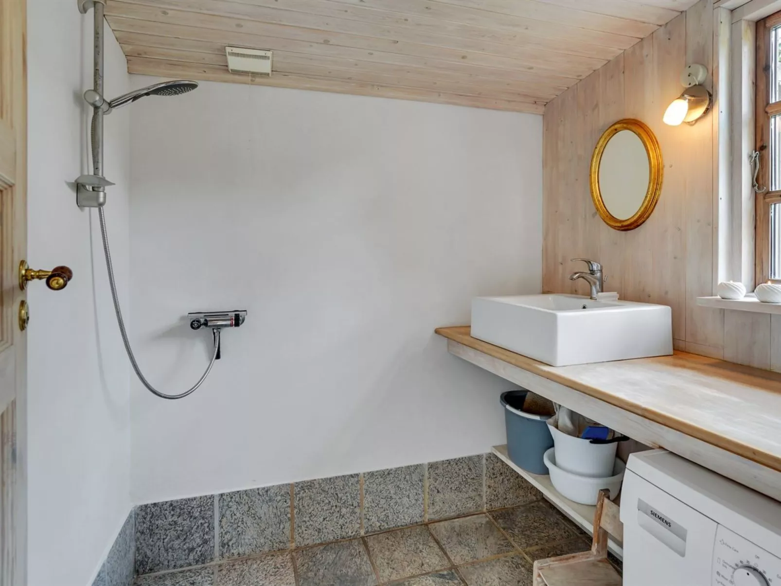 "Gytta" - 1km from the sea-Inside