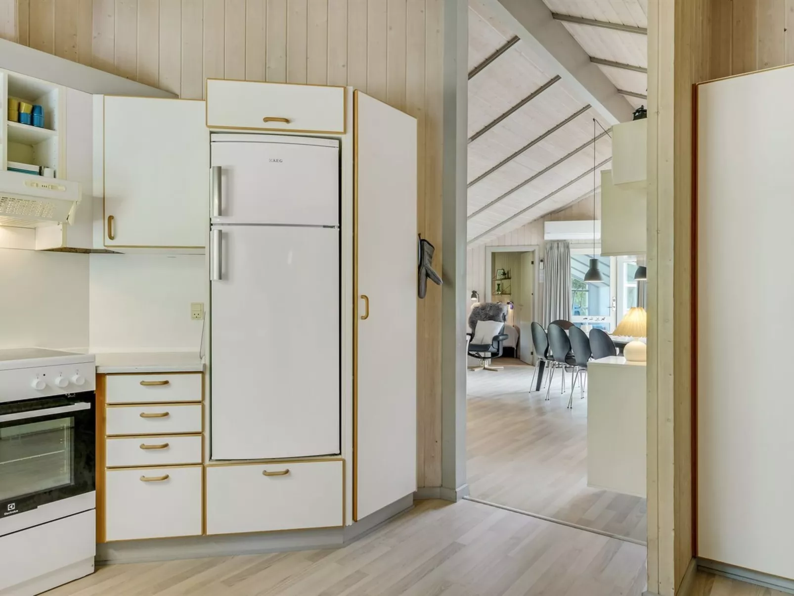 "Joakim" - 350m from the sea-Inside