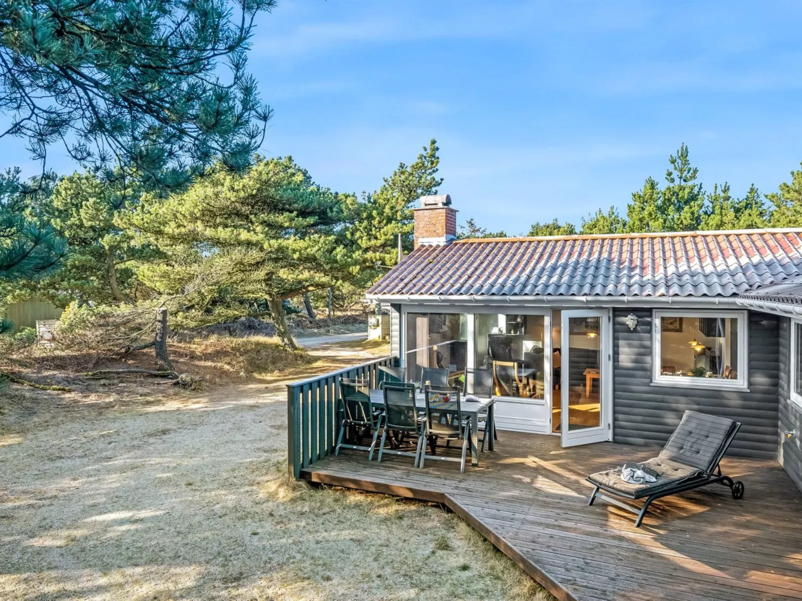 "Jula" - 800m from the sea-Outside