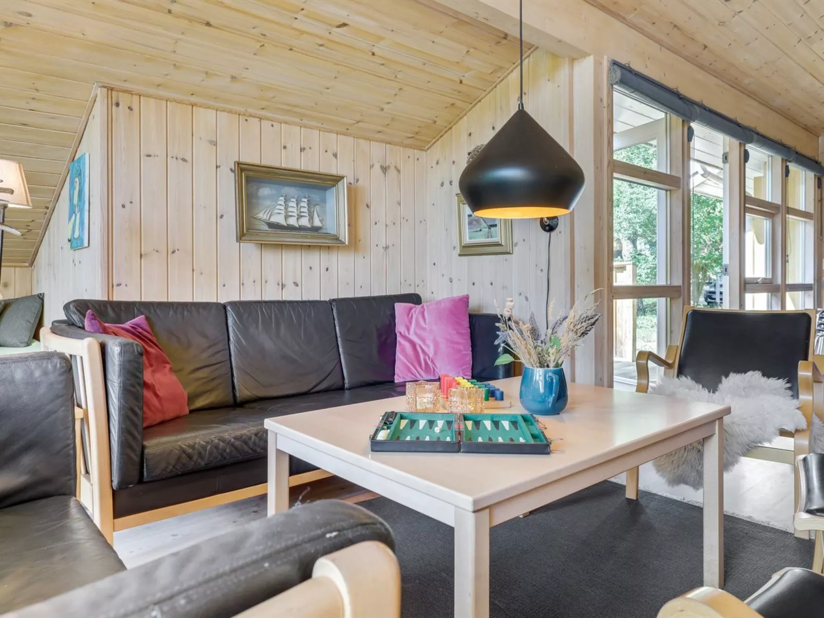 "Ailen" - 500m from the sea-Drinnen