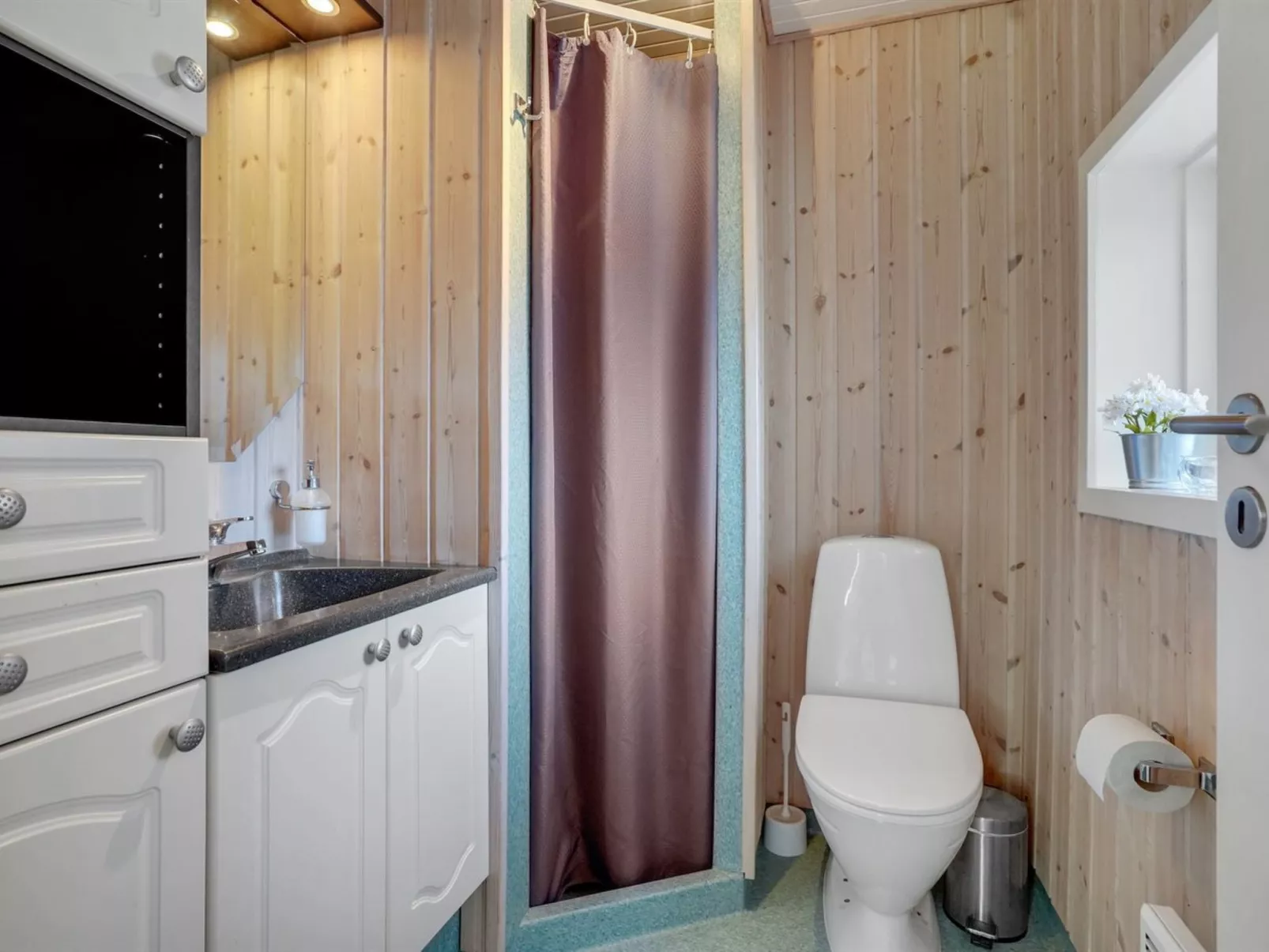 "Herwarth" - 3.3km from the sea-Dedans