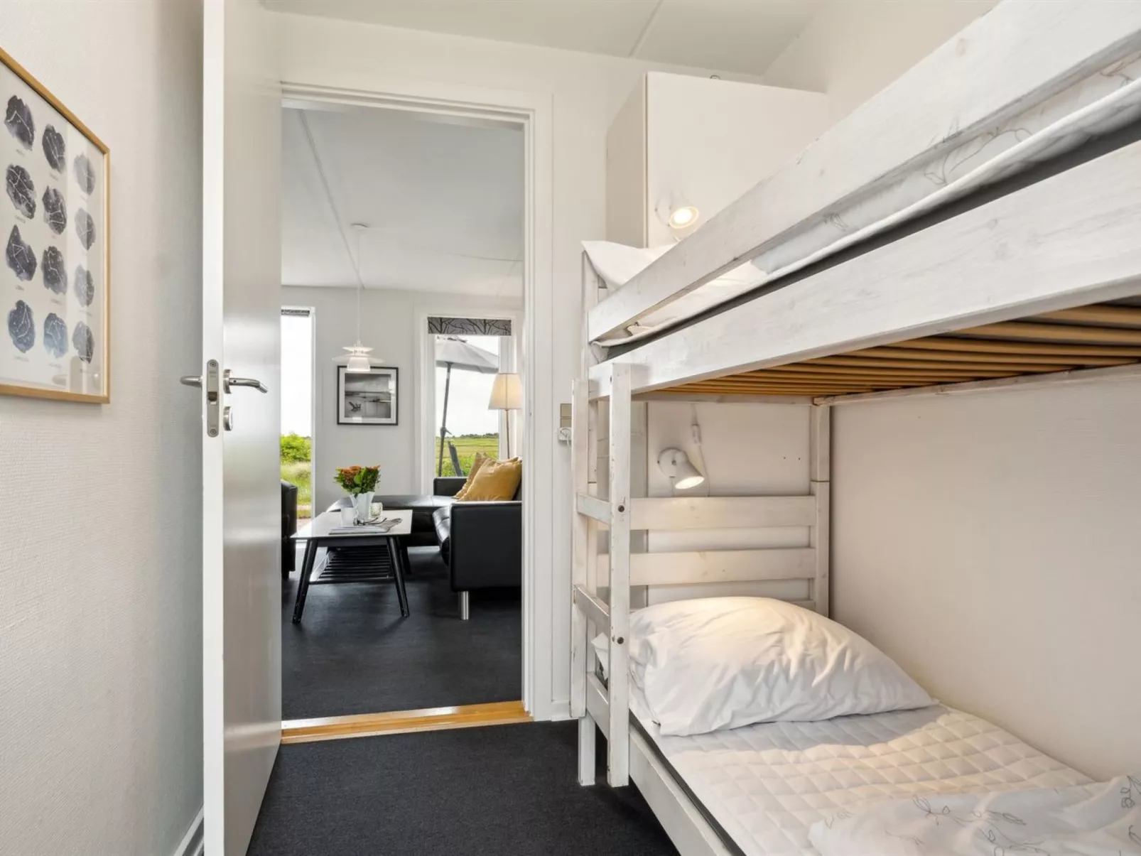 "Akim" - 2km from the sea-Dedans