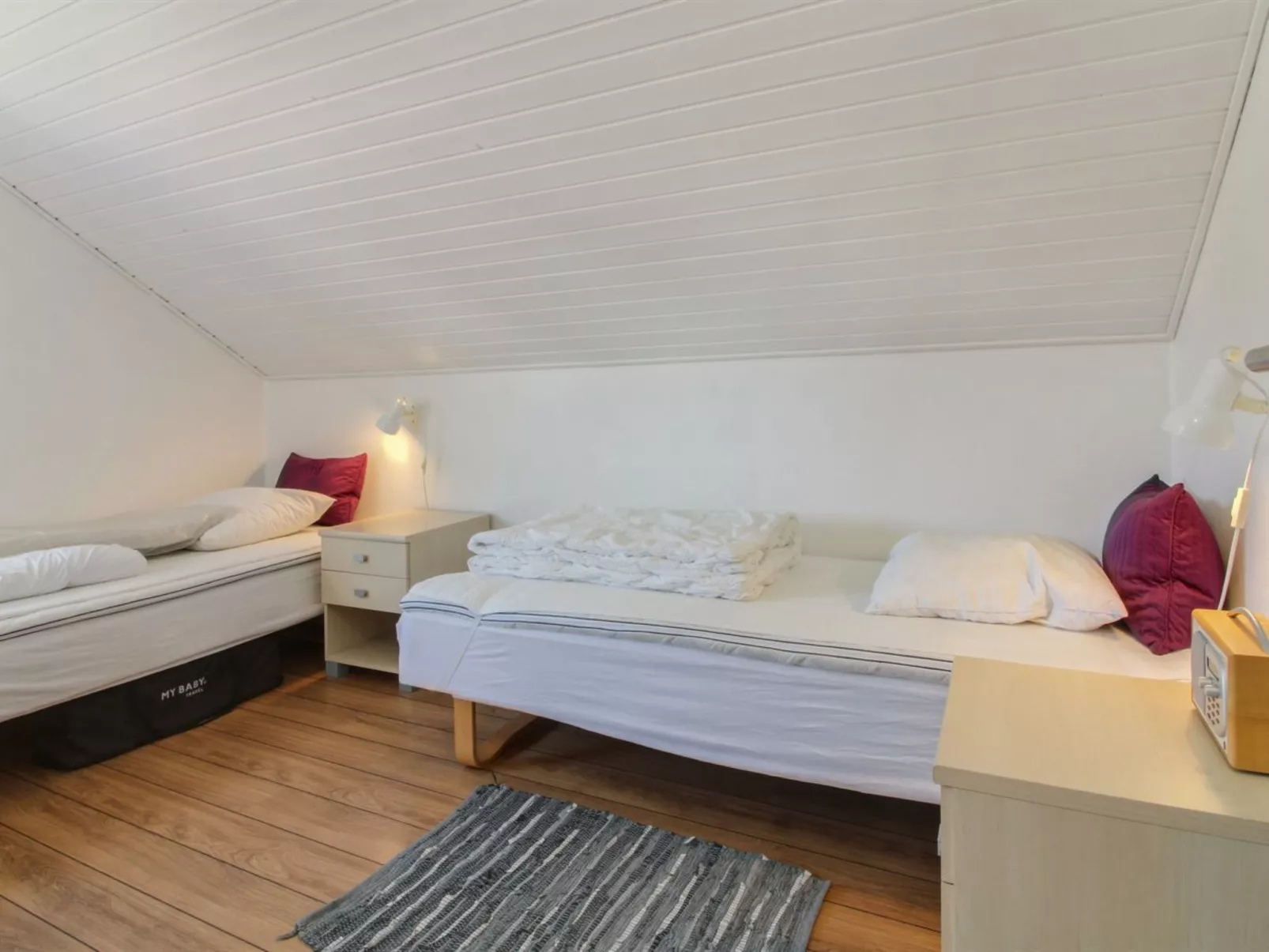 "Asved" - 2.3km from the sea-Inside