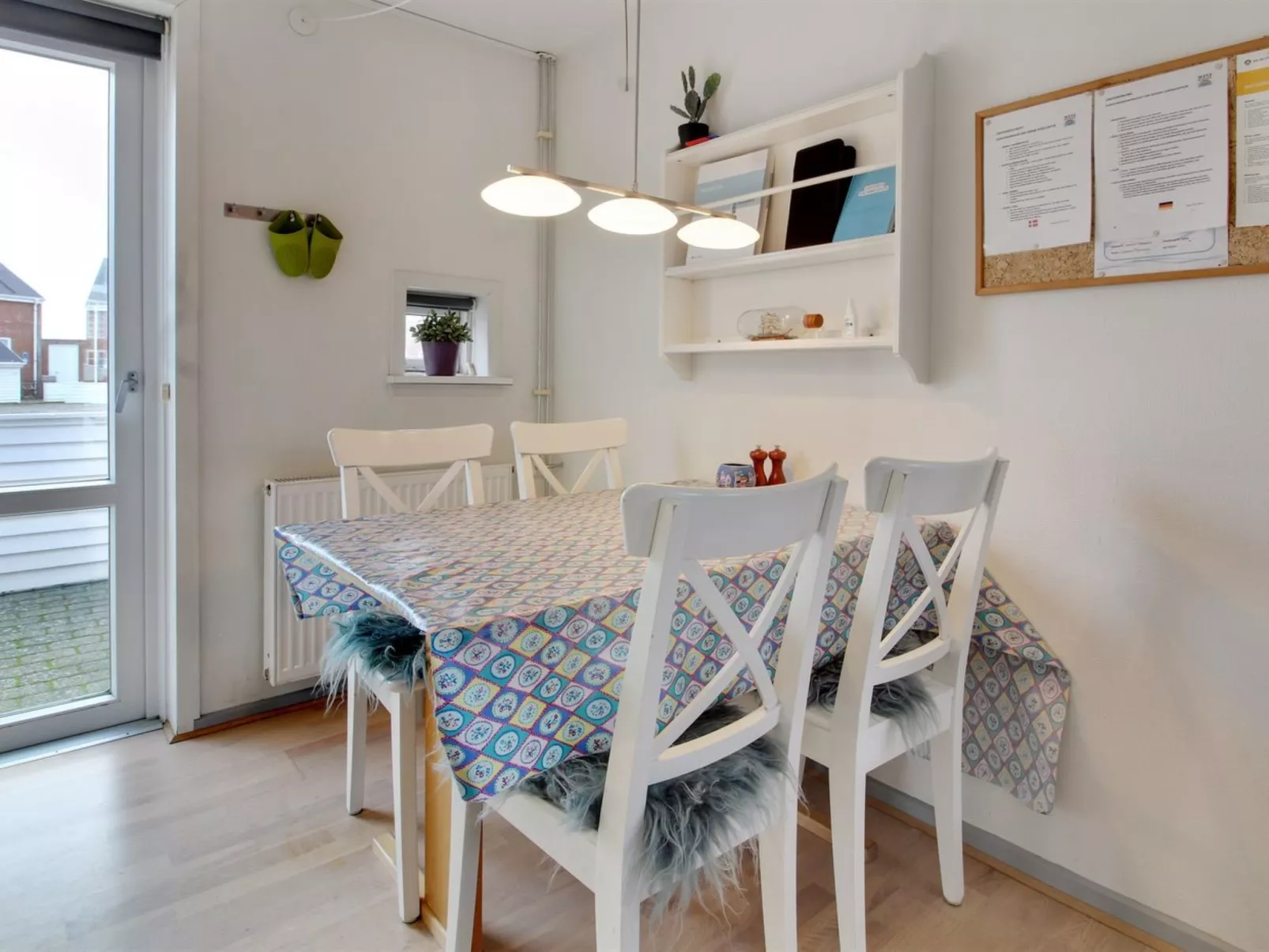 "Mildred" - 2.3km from the sea-Drinnen