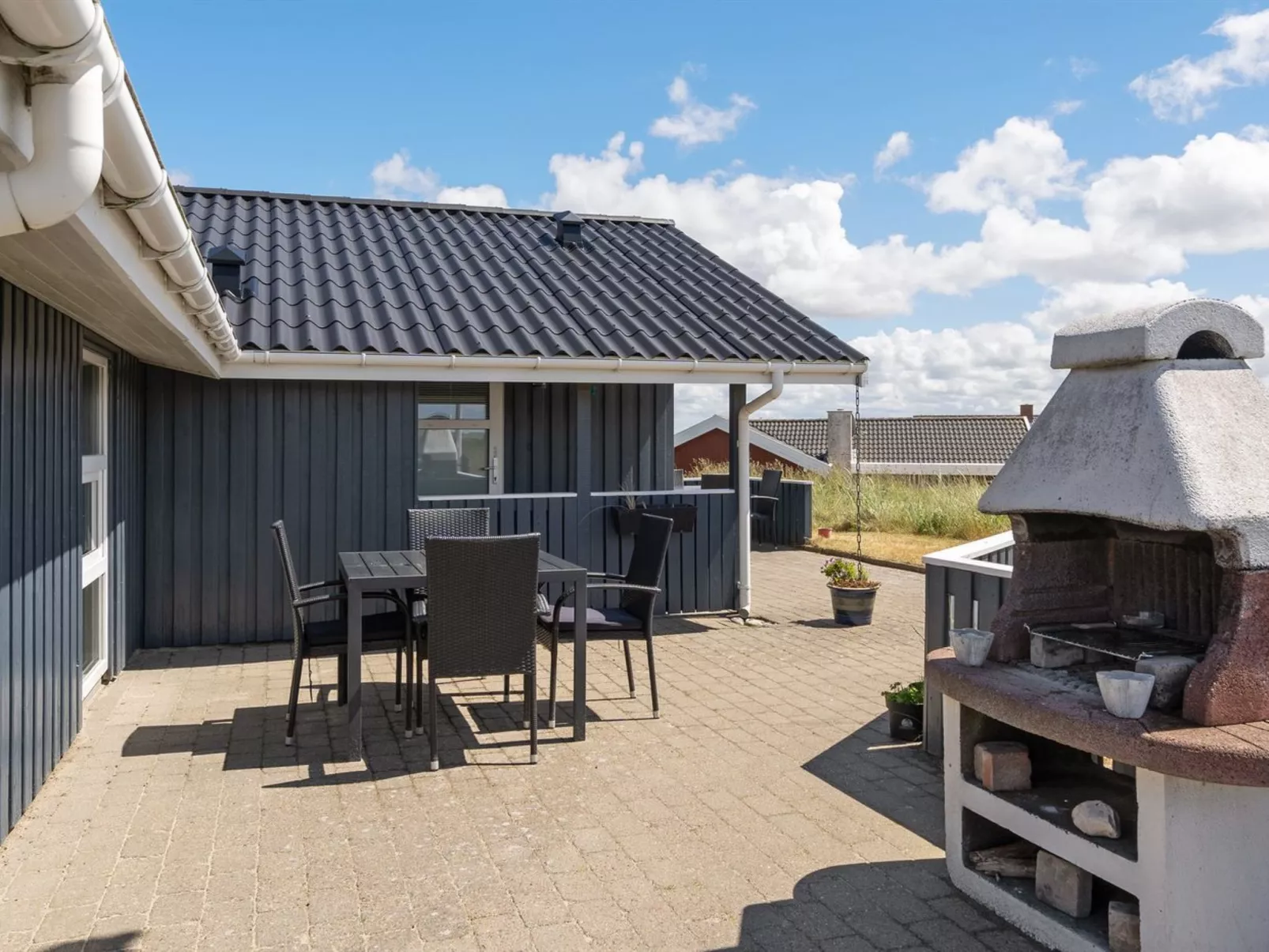 "Freek" - 400m from the sea-Outside