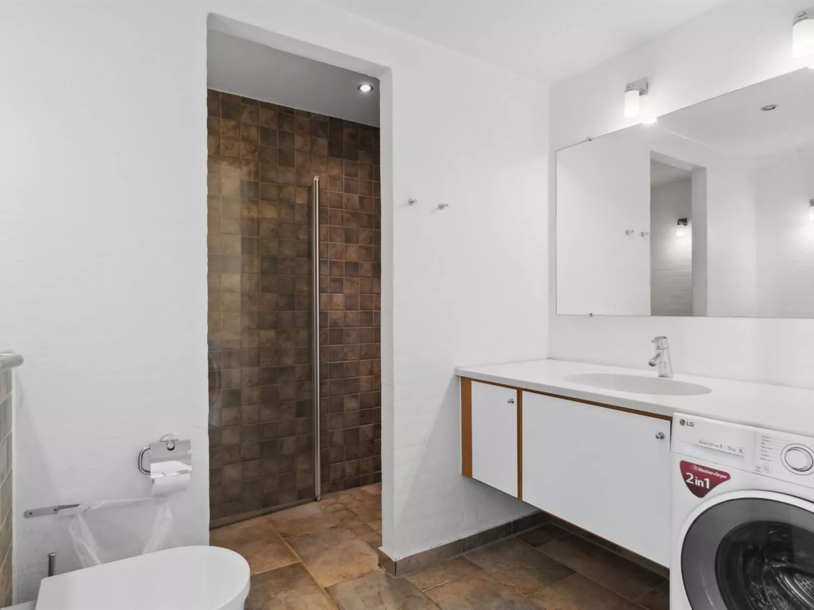 "Ønd" - 2.5km from the sea-Drinnen