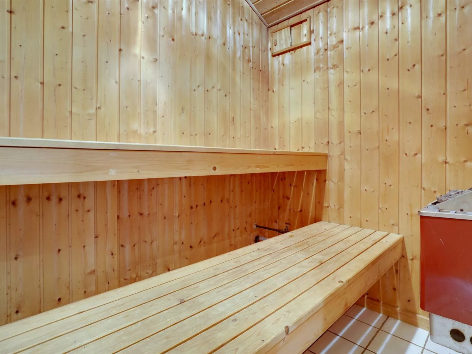 "Lin" - 2.9km from the sea-Dedans