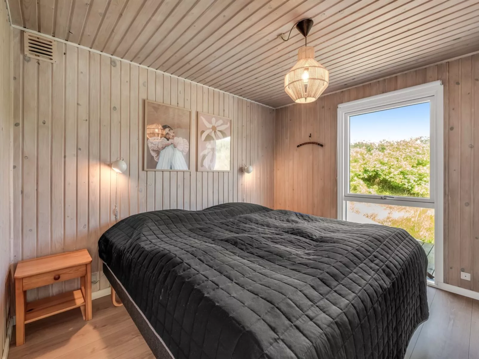 "Talia" -  from the sea-Dedans