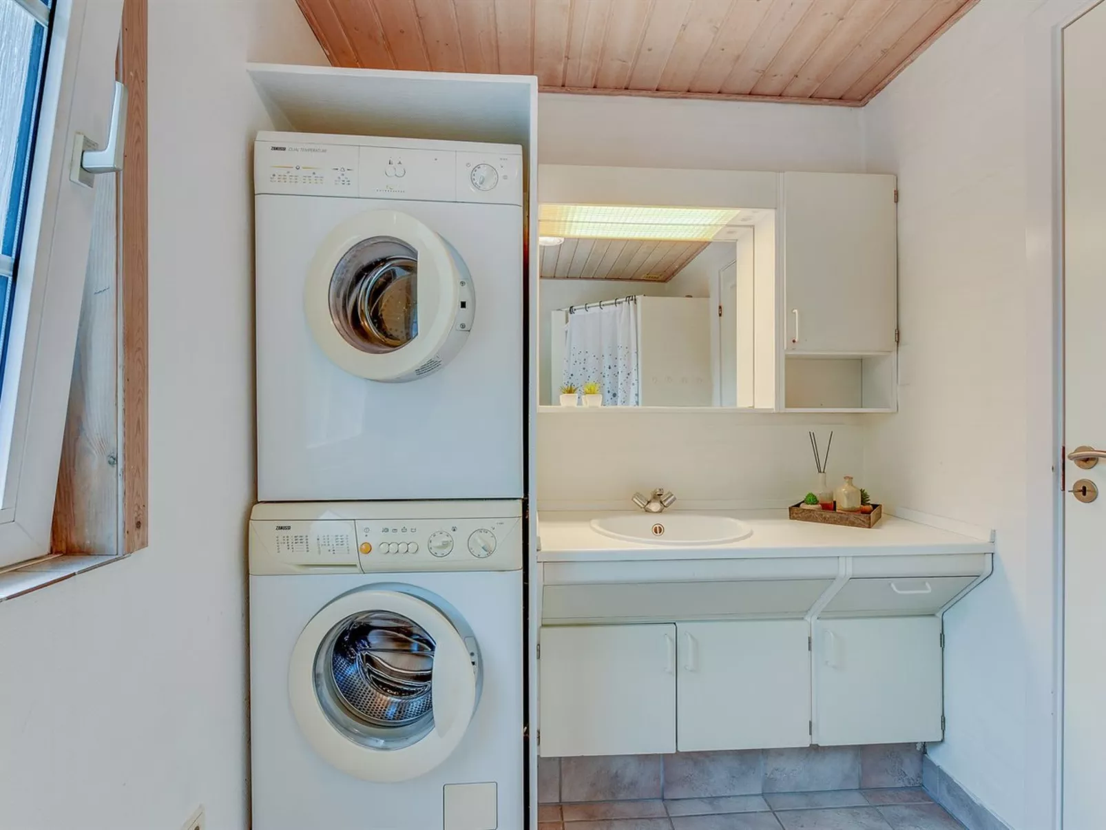 "Friederk" - 12km from the sea-Inside