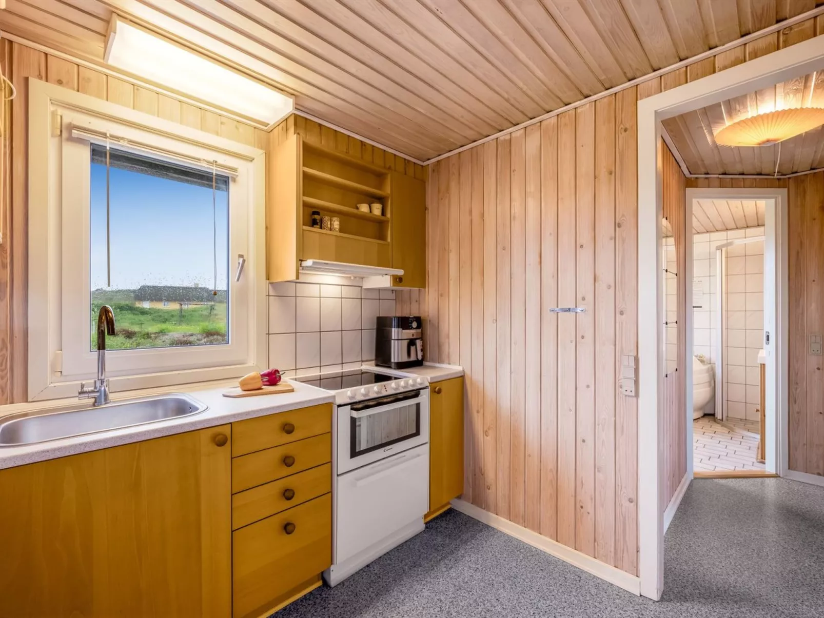 "Lambe" -  from the sea-Dedans