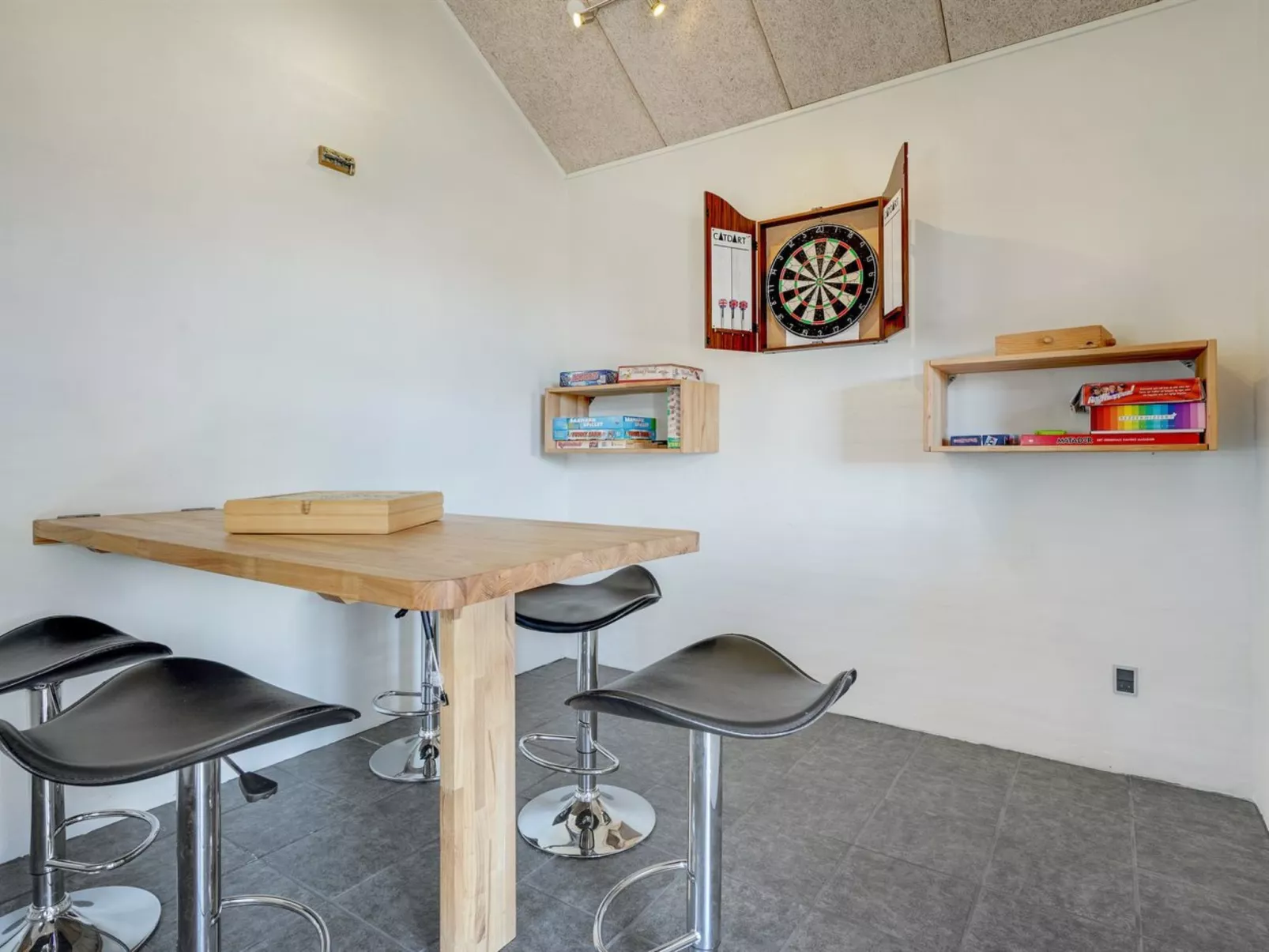 "Hans" - 700m from the sea-Inside