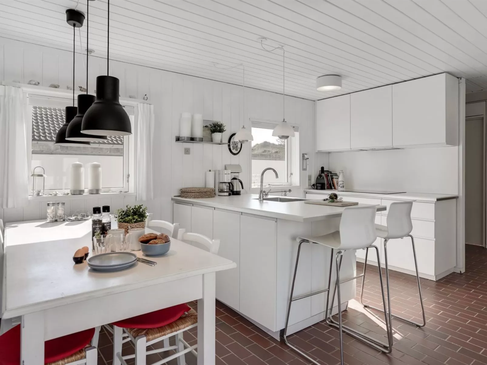 "Marjon" - 400m from the sea-Inside