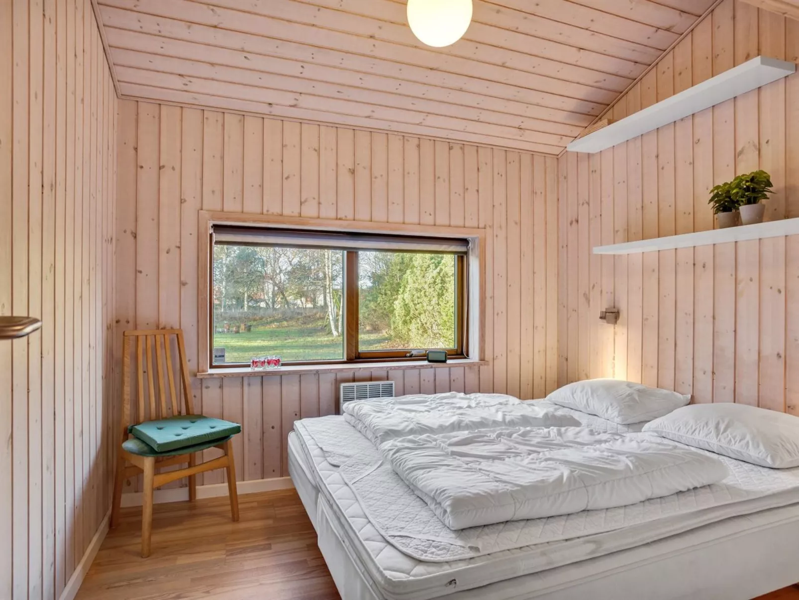 "Østmar" - 1.2km from the sea-Inside