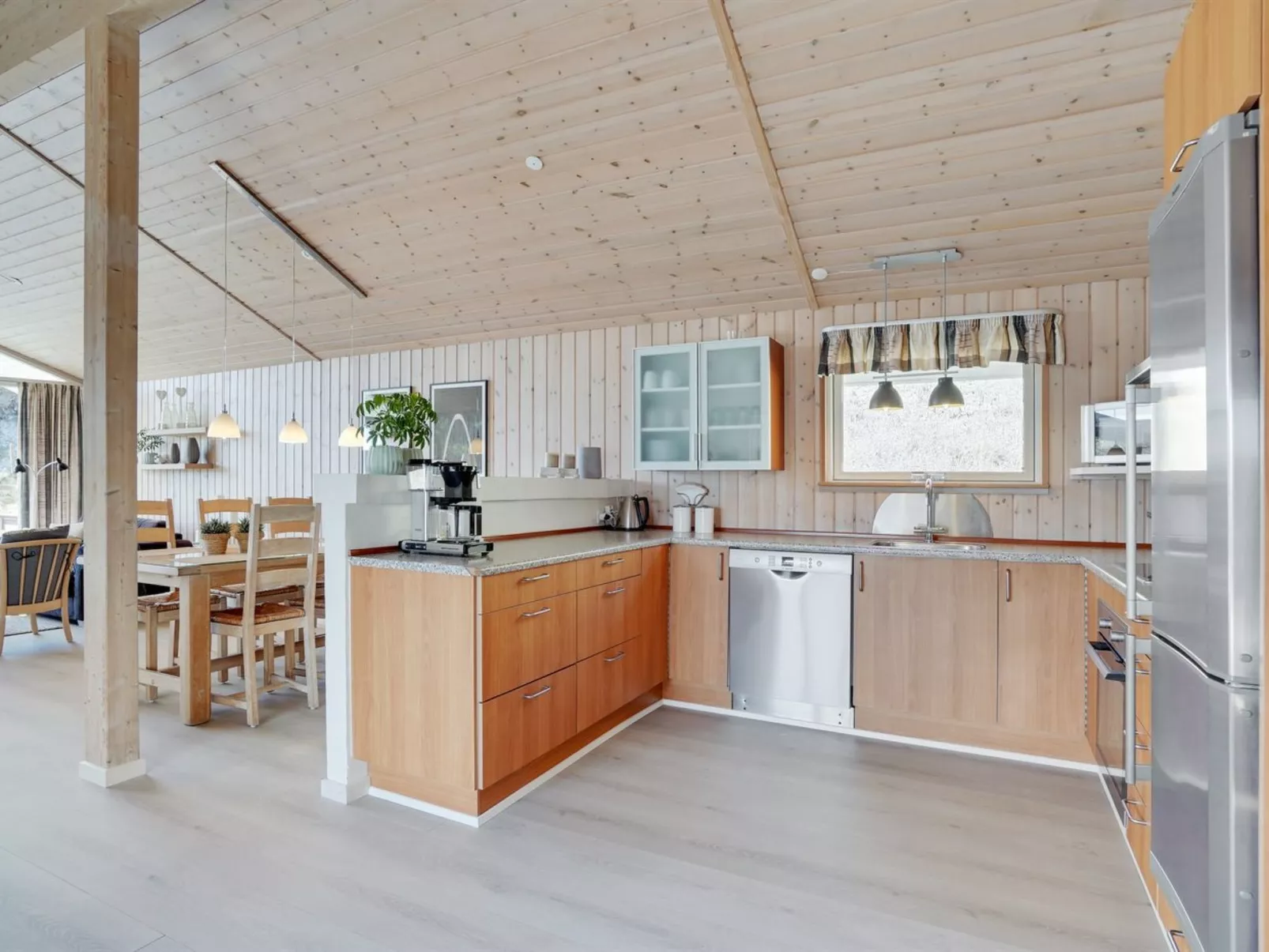 "Wilke" -  from the sea-Dedans