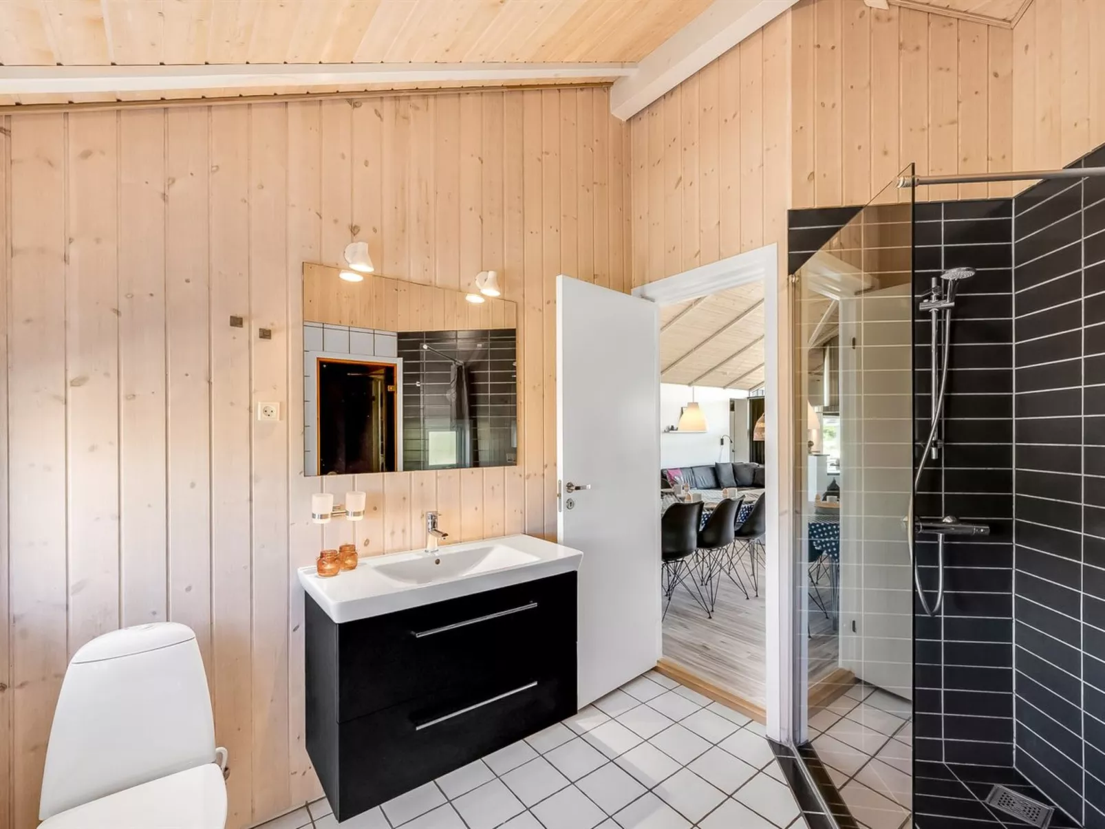 "Sylta" -  from the sea-Inside