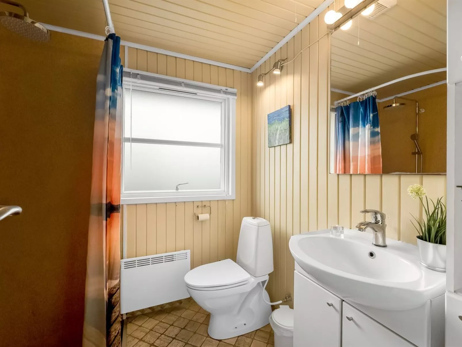 "Drifa" - 600m from the sea-Dedans