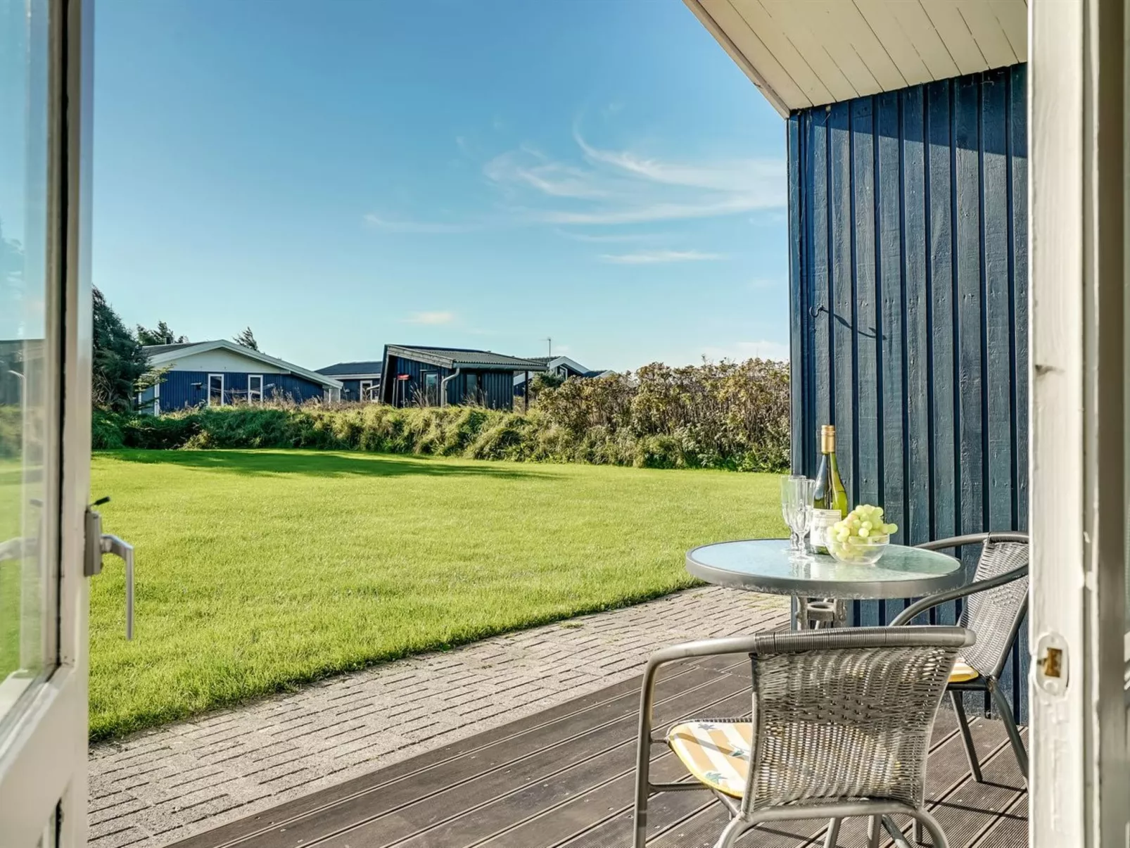 "Aashild" - 400m from the sea-Outside