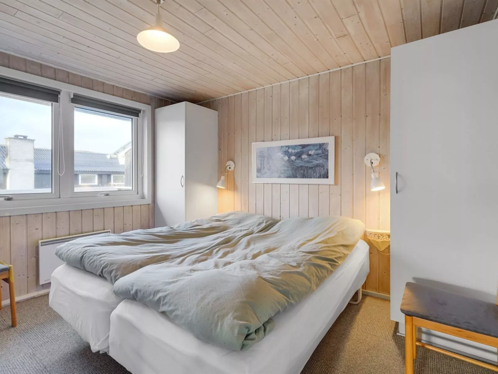 "Ozeana" -  from the sea-Dedans