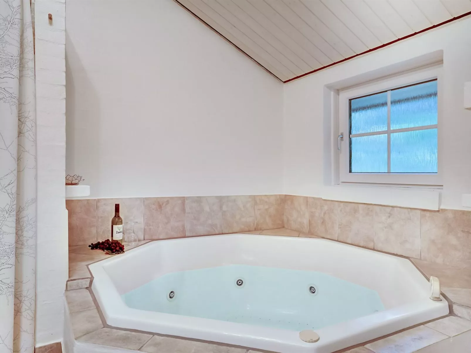 "Guththorm" - 600m from the sea-Dedans