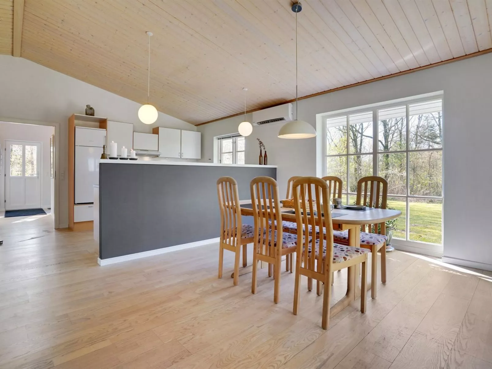 "Eryka" - 28km from the sea-Inside