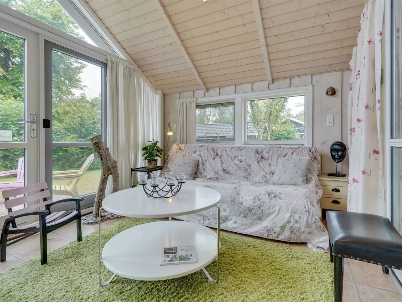 "Zelda" - 300m from the sea-Inside