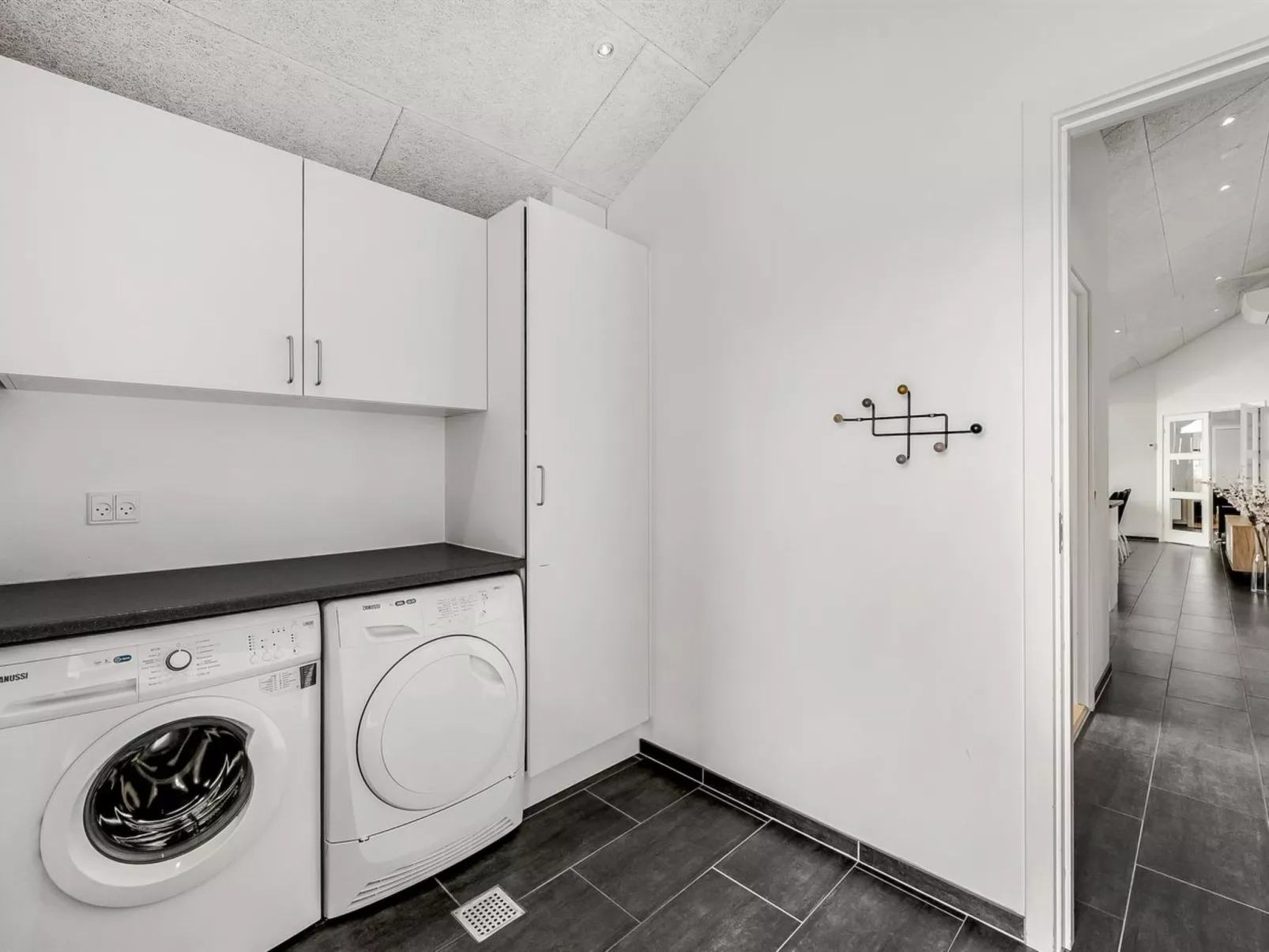 "Ennie" -  from the sea-Inside