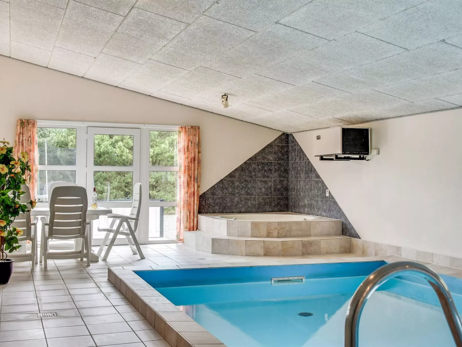 "Tascha" - 1.5km from the sea-Drinnen