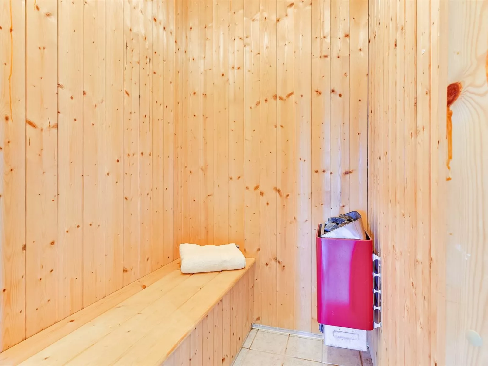 "Alexis" - 250m from the sea-Dedans