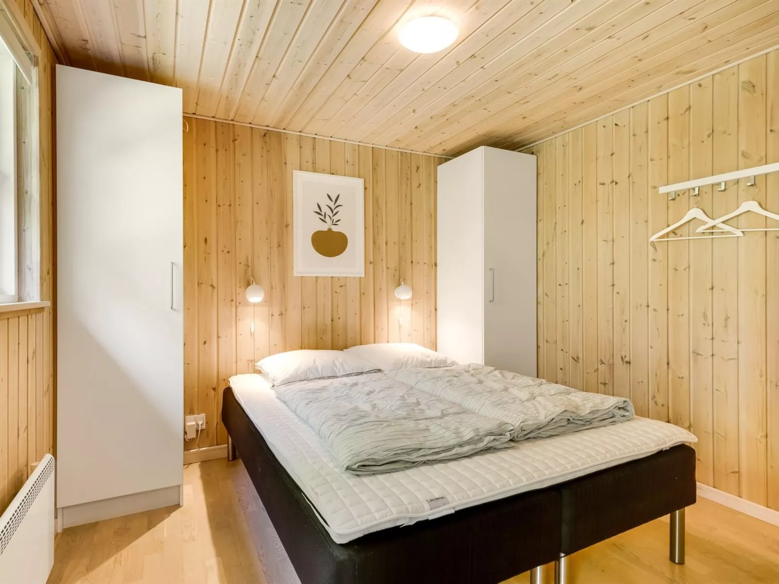 "Thorketil" - 1.1km from the sea-Inside