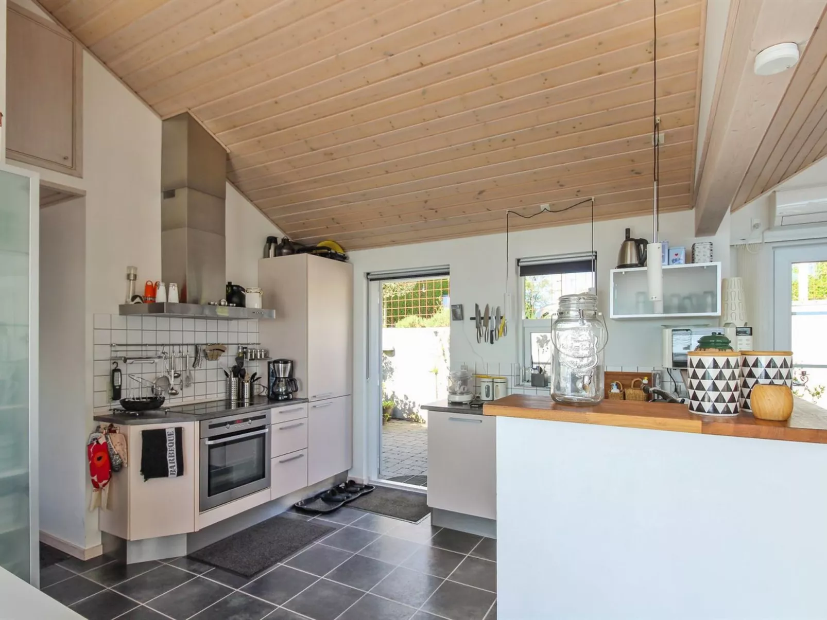 "Grim" - 5m from the sea-Inside