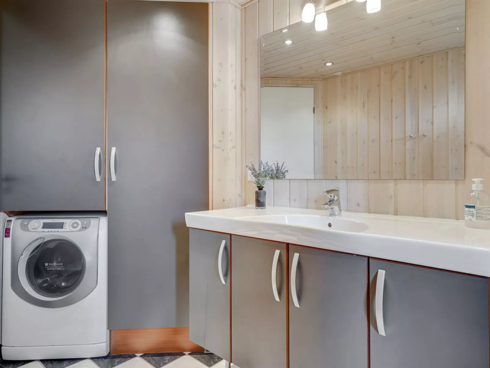 "Juliana" - 400m from the sea-Inside