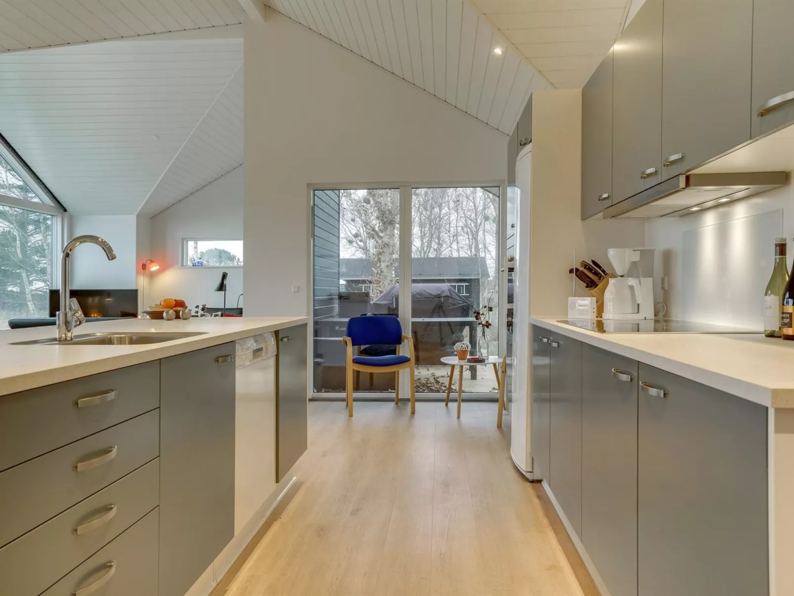 "Timmi" - 100m from the sea-Dedans