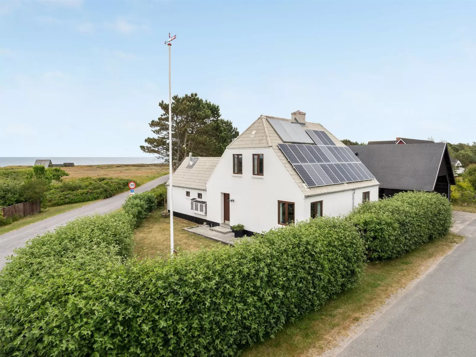 "Eivi" - 150m from the sea-Draußen