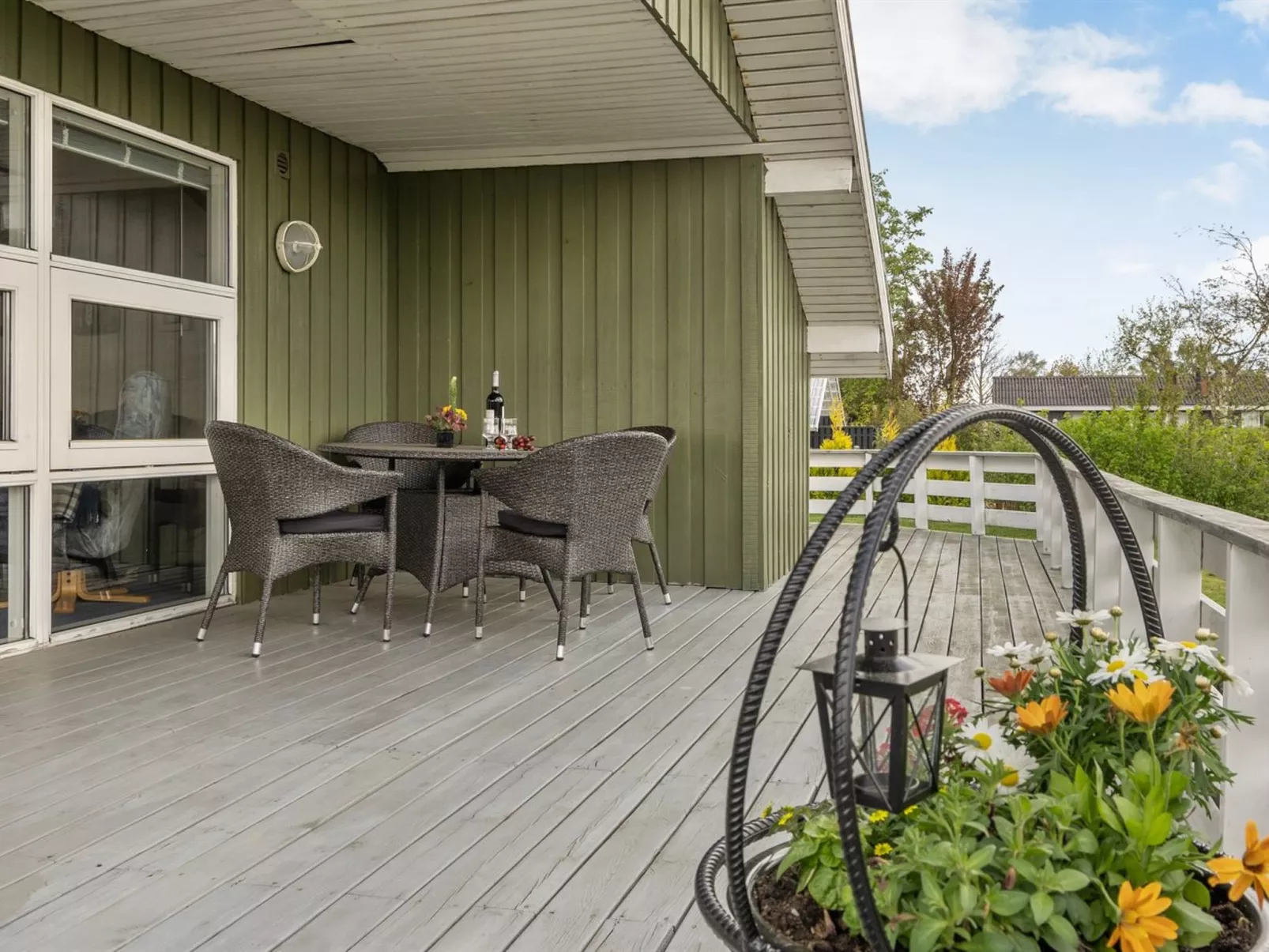 "Guldborg" - 400m to the fjord-Outside