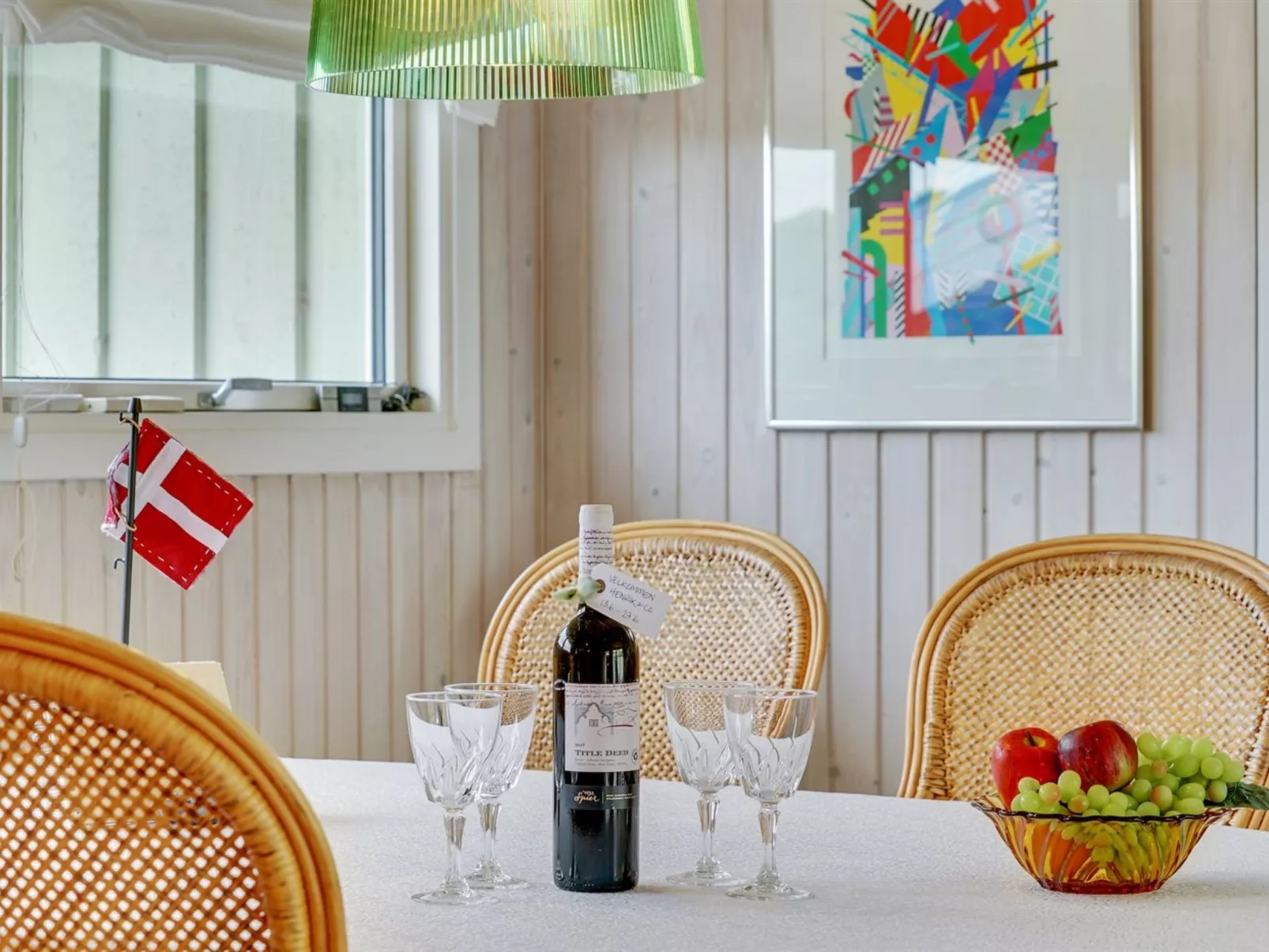 "Erwith" - 50m from the sea-Inside