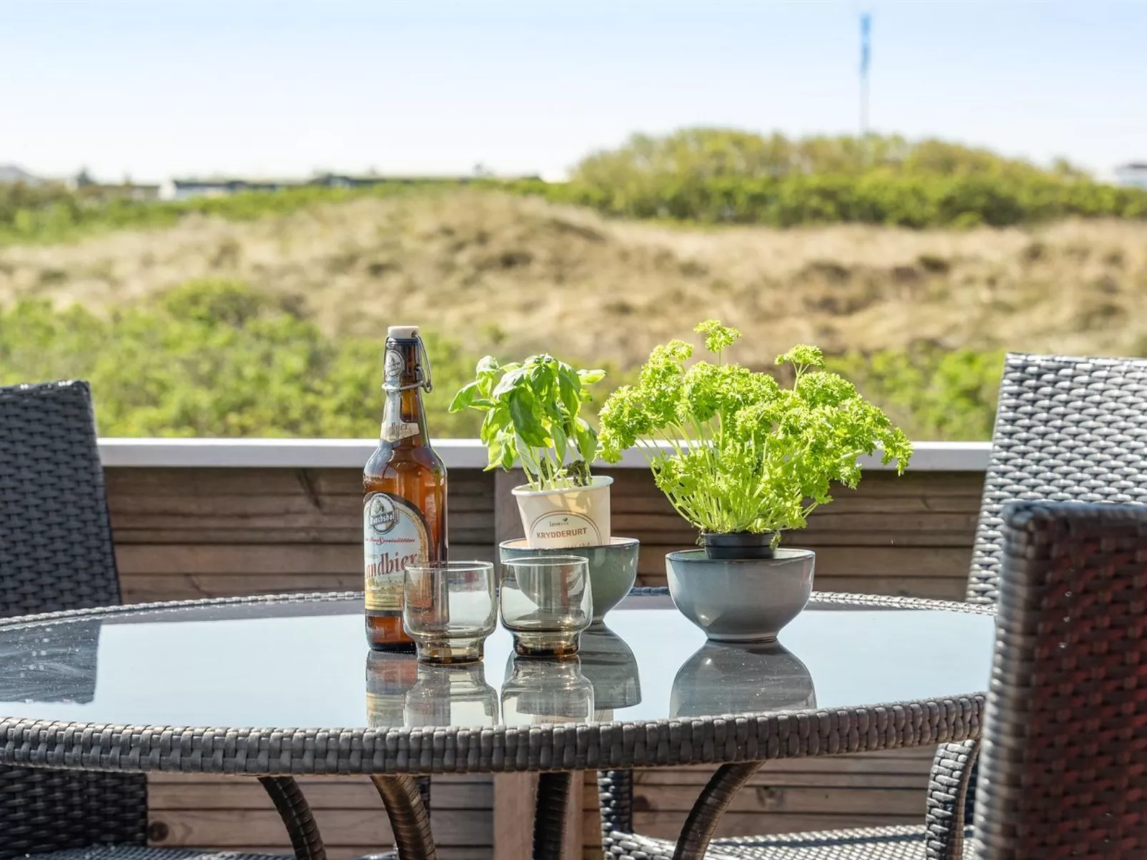 "Hermoth" - 300m from the sea-Draußen