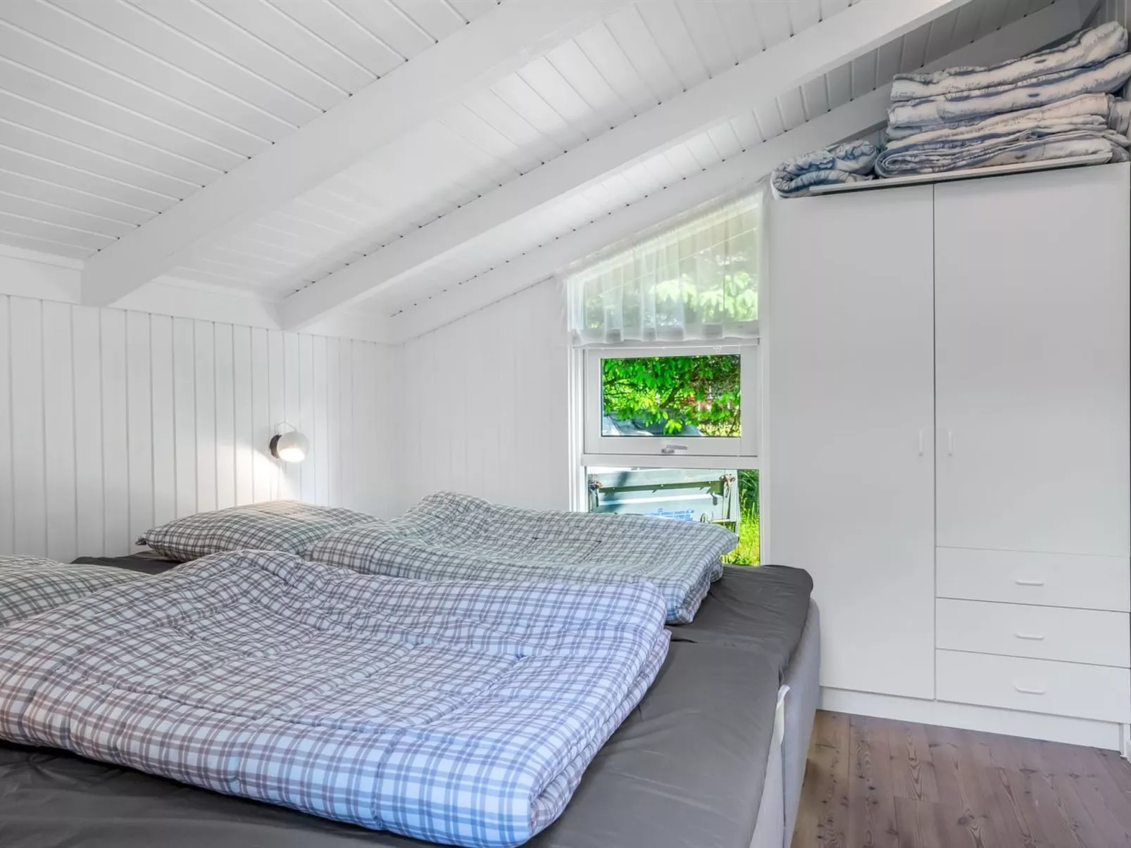 "Myrna" - 300m from the sea-Dedans