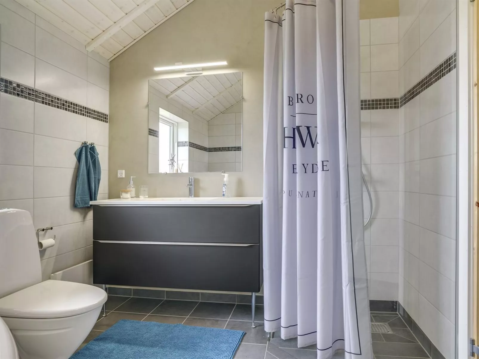 "Ina" - 1.2km from the sea-Drinnen