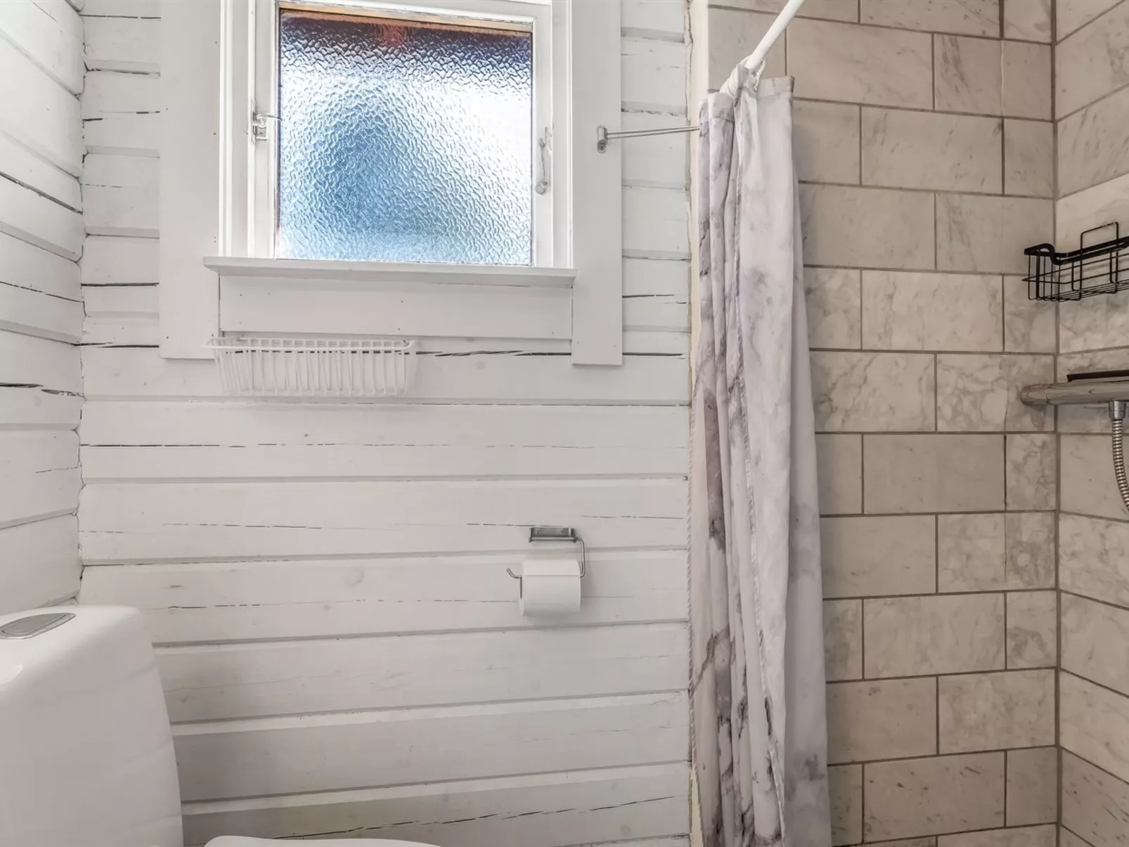 "Berit" - 700m from the sea-Drinnen