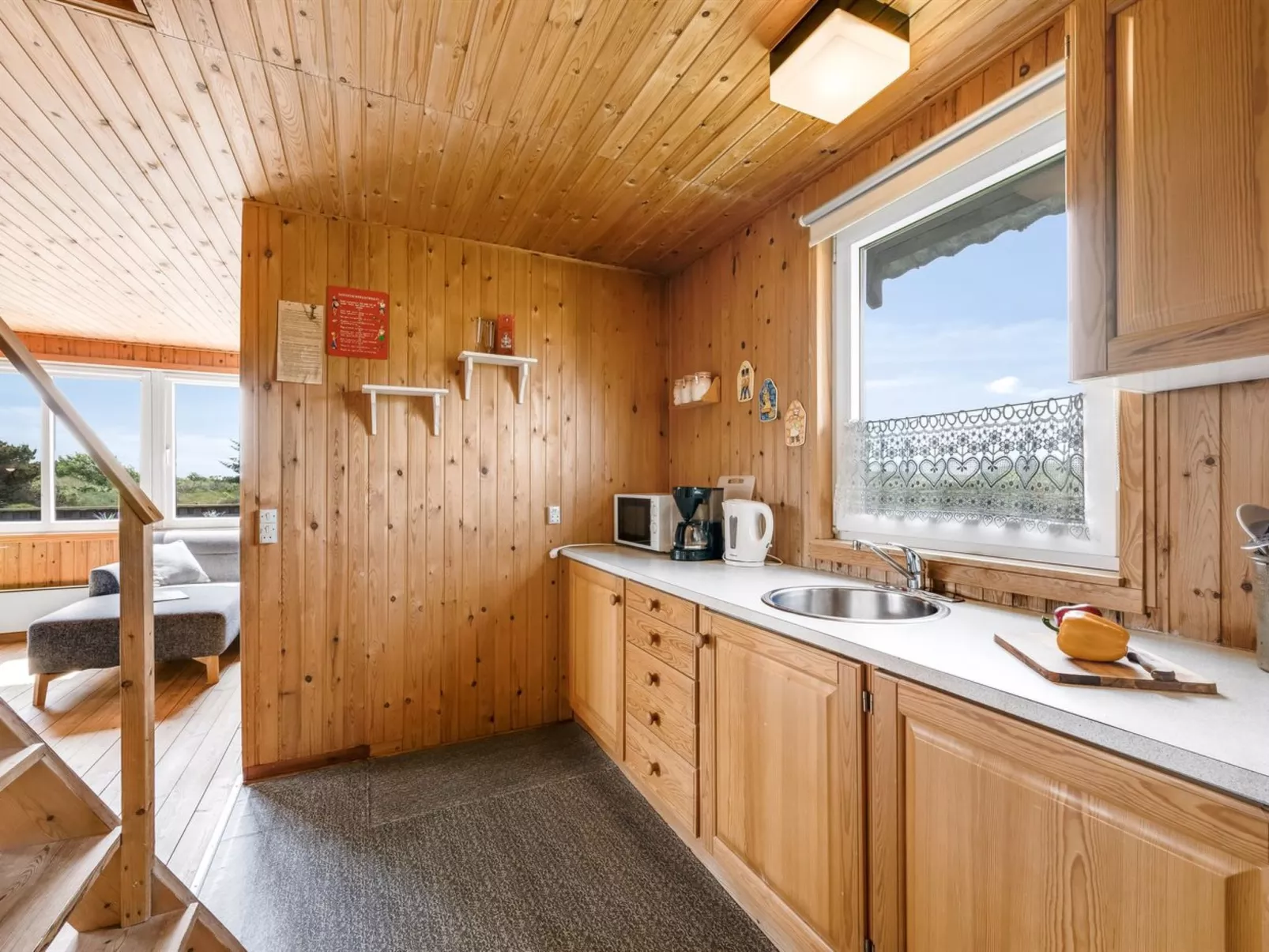 "Dina" - 200m to the fjord-Inside