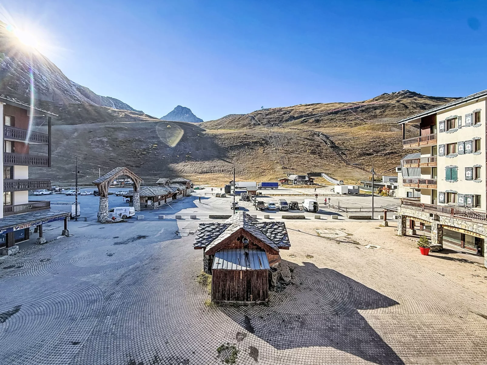 Rond Point des Pistes (Val Claret)-Outside