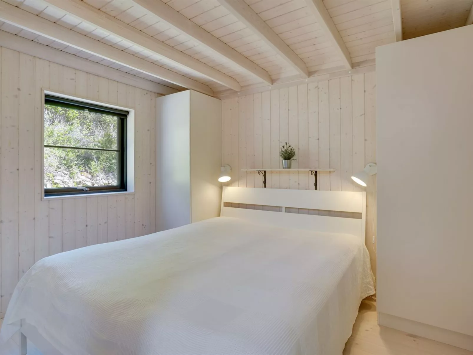 "Gunver" - 150m from the sea-Inside