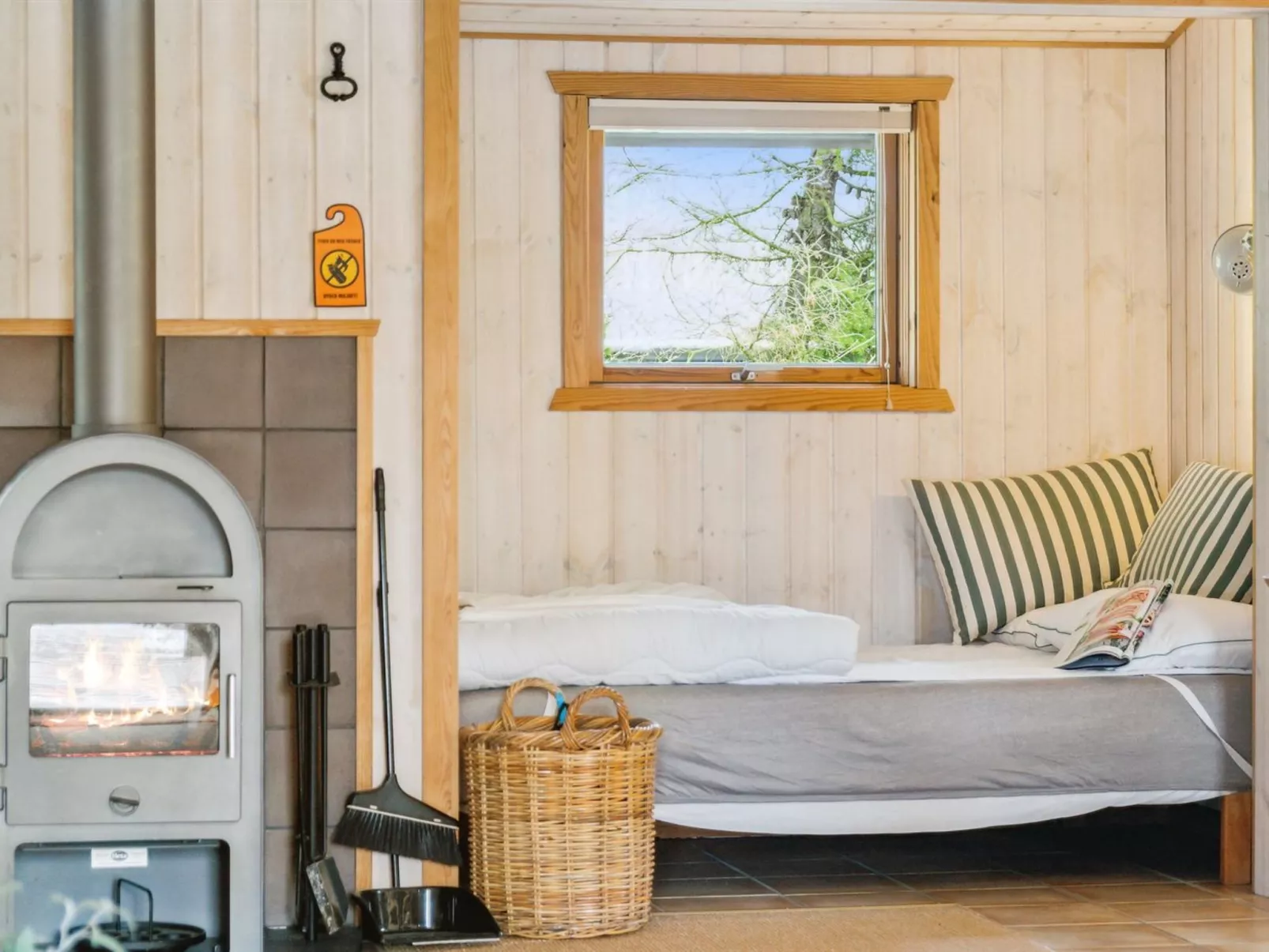 "Linda" - 600m from the sea-Drinnen