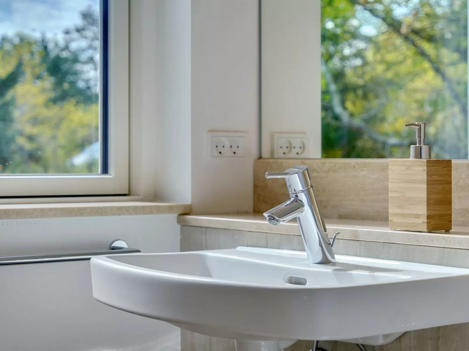 "Rikkie" - 150m to the fjord-Dedans