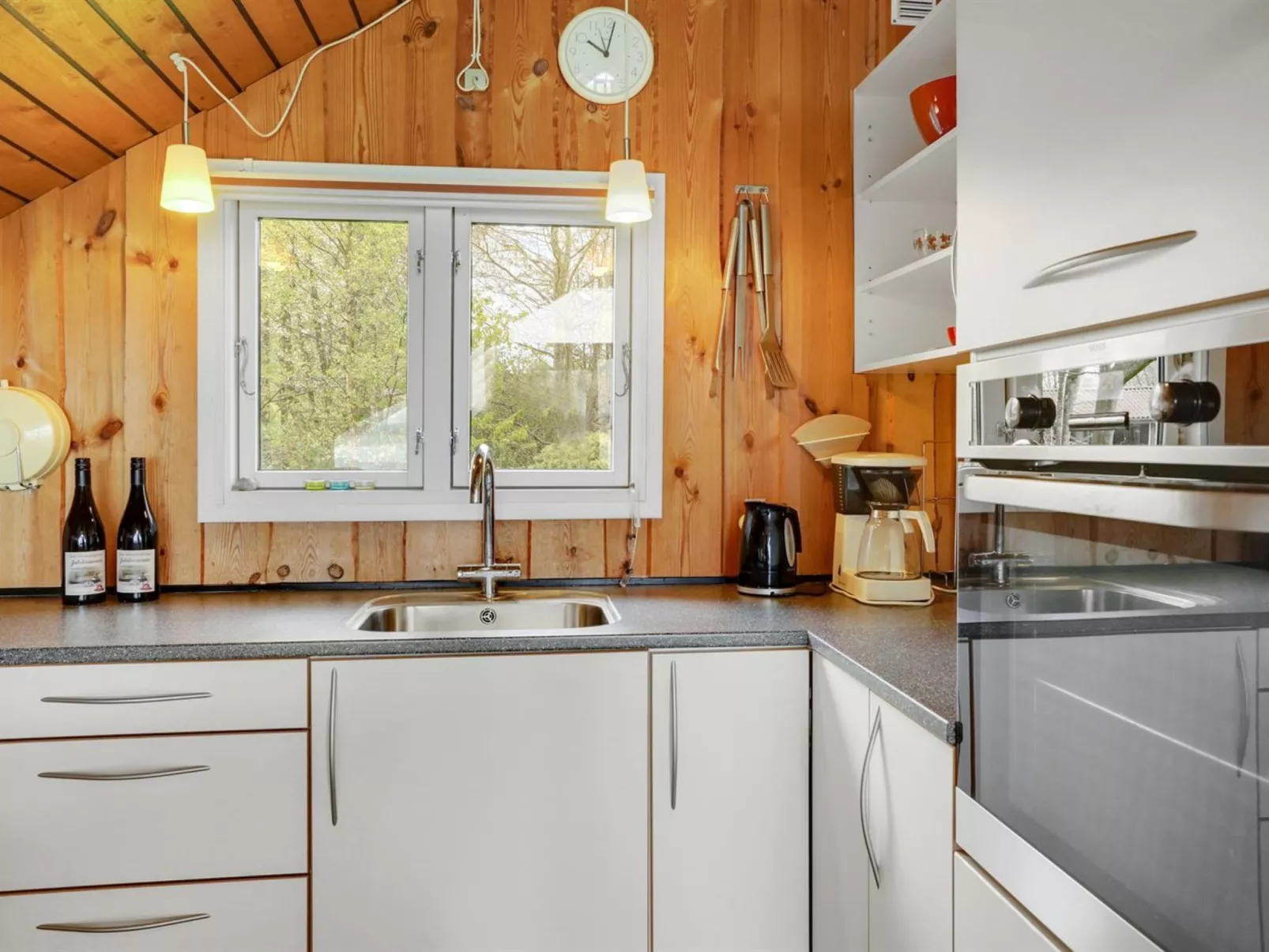 "Henrieke" - 250m to the fjord-Inside