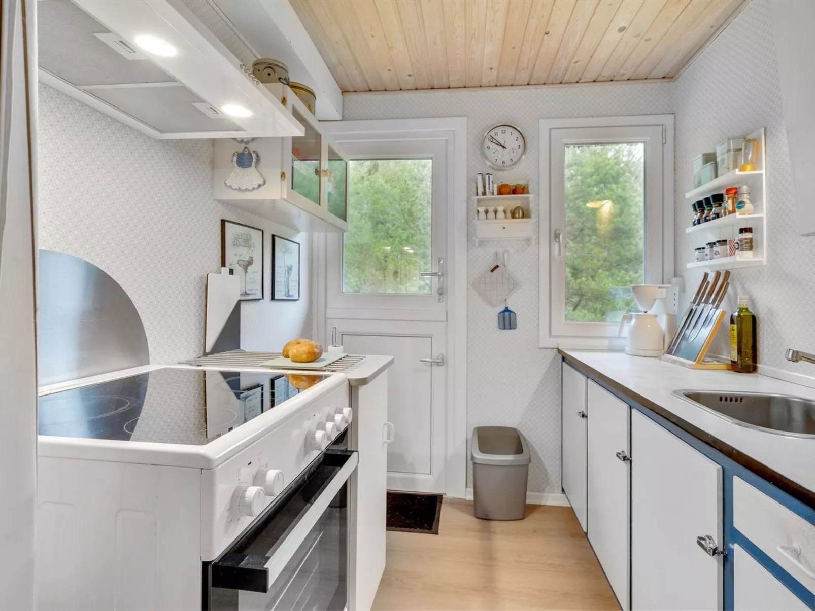 "Alflak" - 5.2km from the sea-Dedans