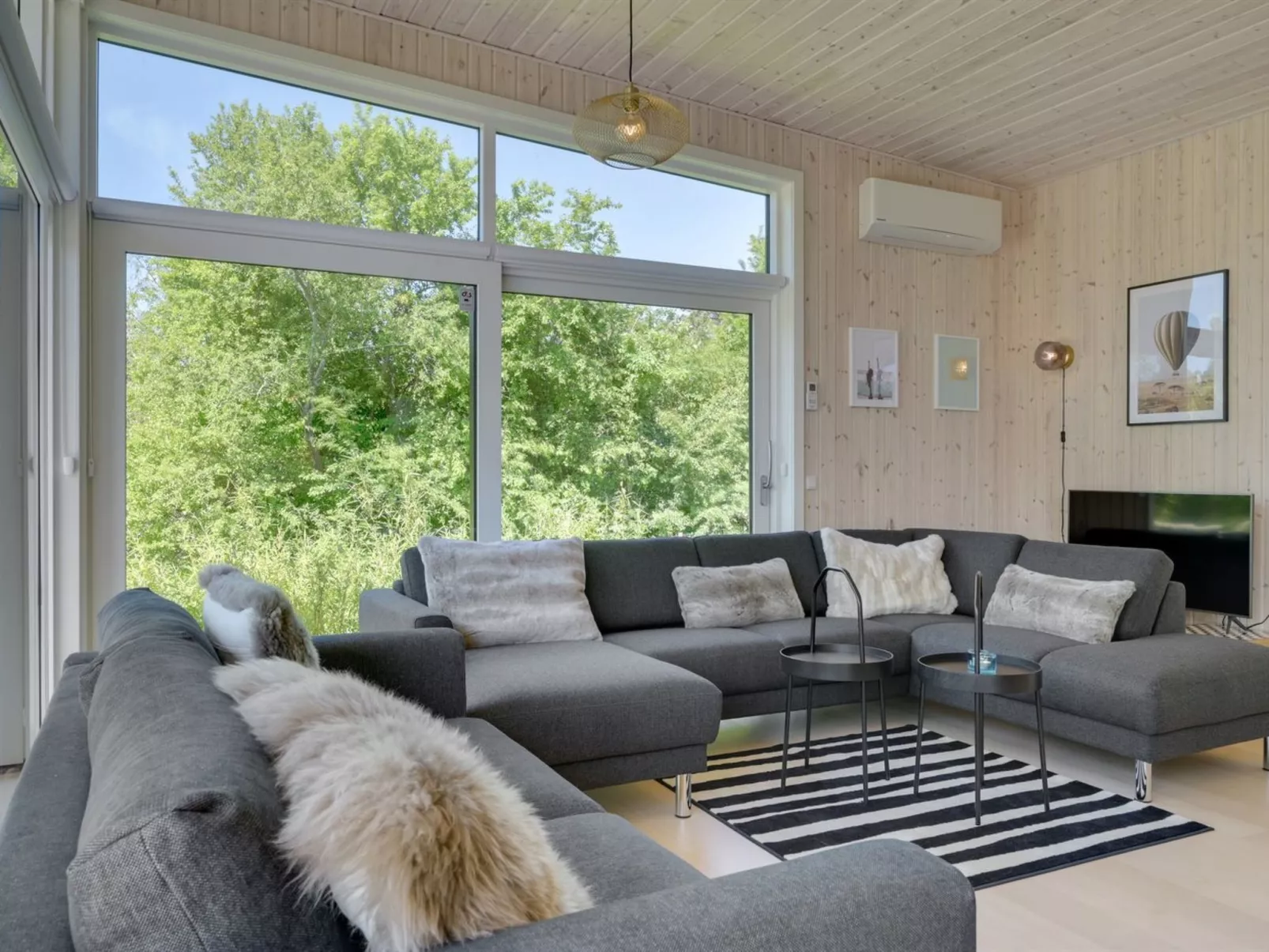 "Topenga" - 300m from the sea-Inside